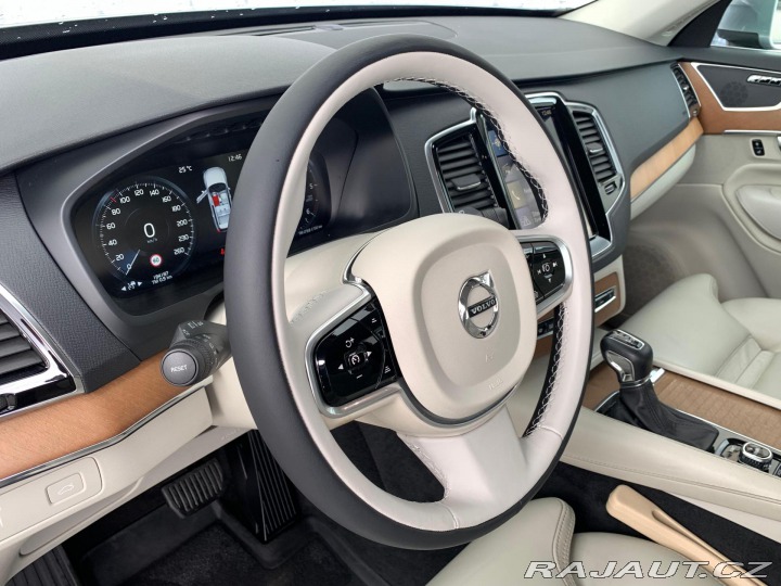 Volvo XC90 D5, INSCRIPTION, 173KW 2016