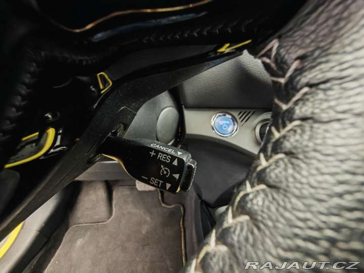 Toyota Yaris 1.5 Hybrid, automat 2017