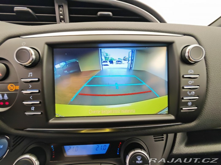 Toyota Yaris 1.5 Hybrid, automat 2017