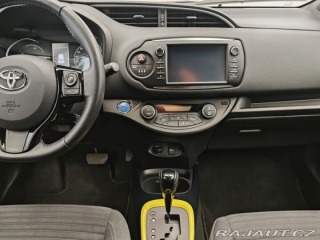 Toyota Yaris 1.5 Hybrid, automat 2017