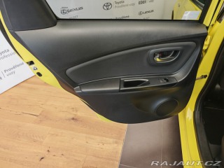 Toyota Yaris 1.5 Hybrid, automat 2017