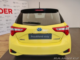 Toyota Yaris 1.5 Hybrid, automat 2017