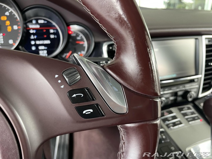 Porsche Panamera Diesel*Chrono*Dověřy*Odvě 2013