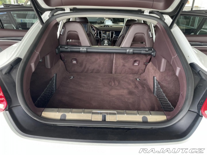 Porsche Panamera Diesel*Chrono*Dověřy*Odvě 2013