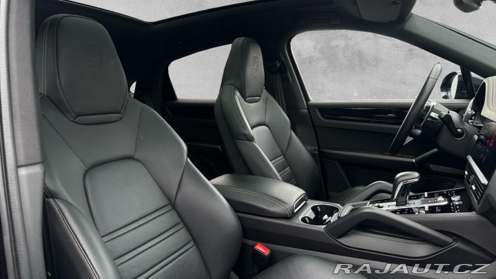Porsche Cayenne Coupé 2020
