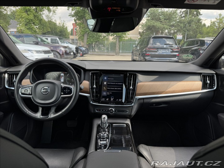 Volvo S90 T8 Plug in Hybrid 223KW 4 2019