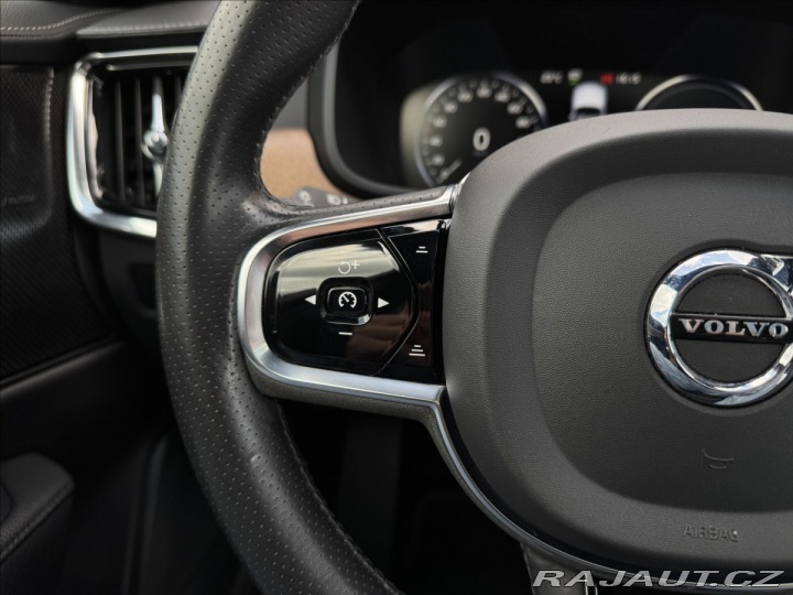 Volvo S90 T8 Plug in Hybrid 223KW 4 2019