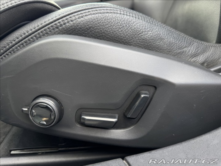 Volvo S90 T8 Plug in Hybrid 223KW 4 2019