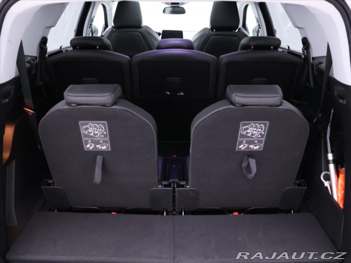 Peugeot 5008 1,5 BlueHDI 96kW 7 Míst D 2020