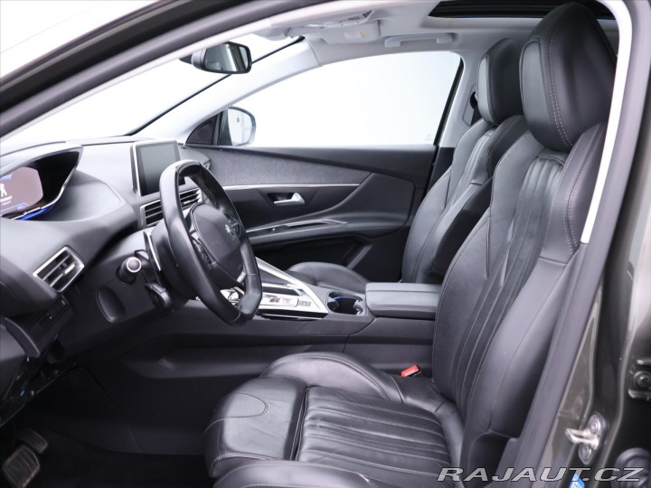 Peugeot 5008 1,5 BlueHDI 96kW 7 Míst D 2020