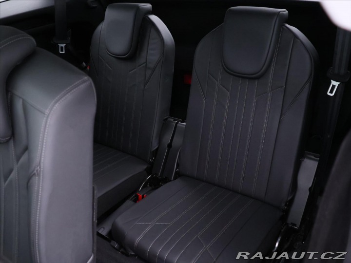 Peugeot 5008 1,5 BlueHDI 96kW 7 Míst D 2020