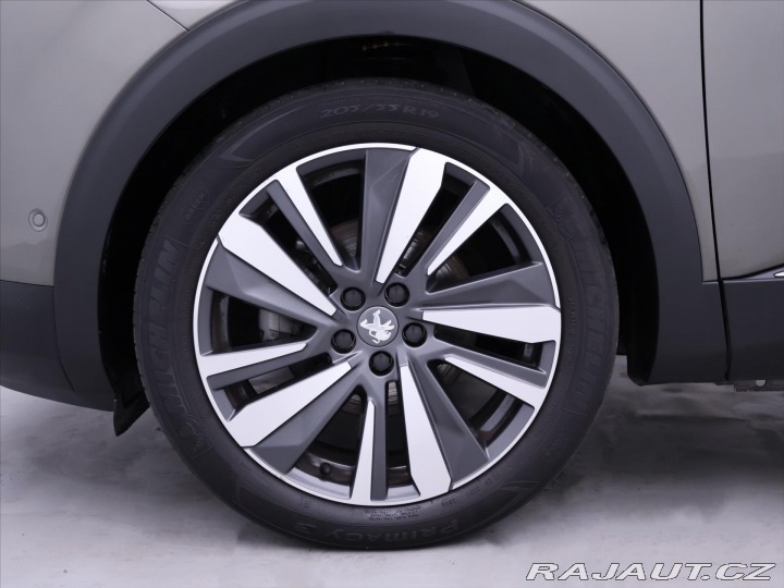Peugeot 5008 1,5 BlueHDI 96kW 7 Míst D 2020