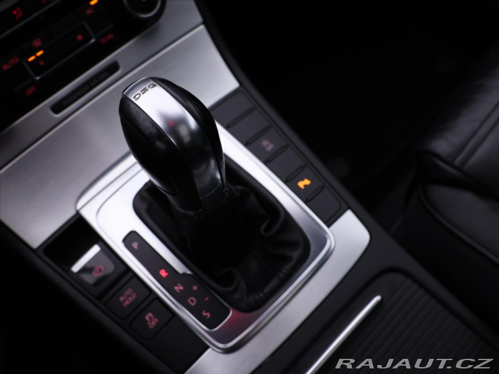 Volkswagen Passat 1,4 TSI 90kW DSG Highline 2011