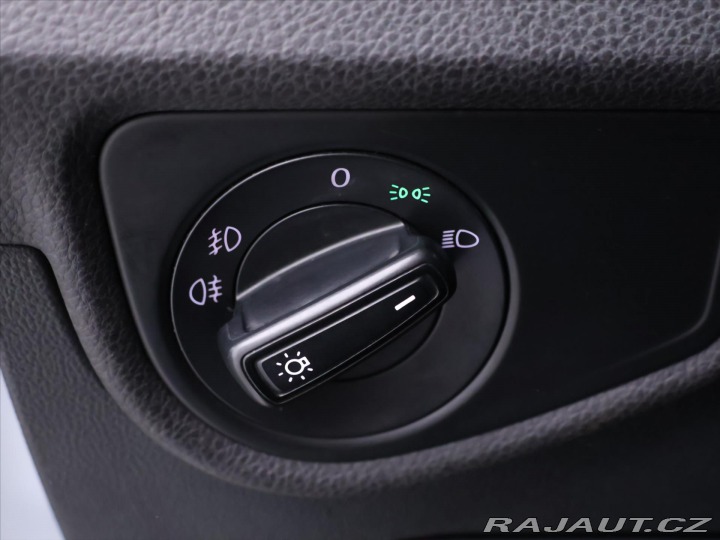 Volkswagen Touran 1,6 TDI 85KW DSG Klimatiz 2018
