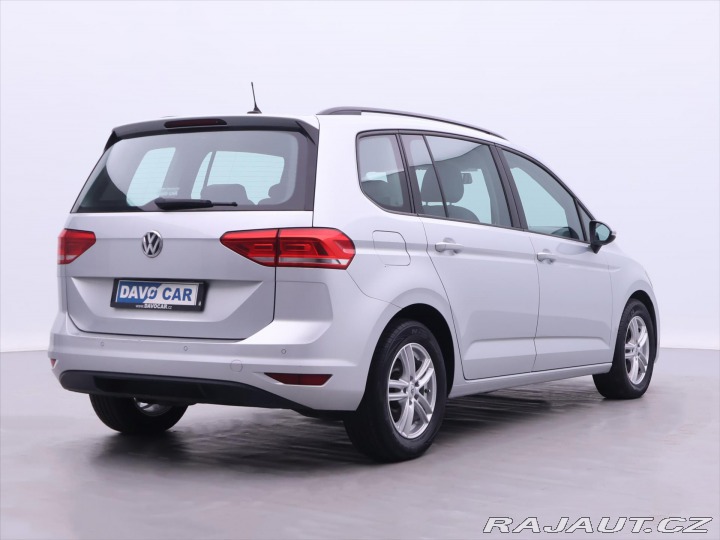 Volkswagen Touran 1,6 TDI 85KW DSG Klimatiz 2018