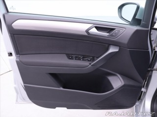 Volkswagen Touran 1,6 TDI 85KW DSG Klimatiz 2018