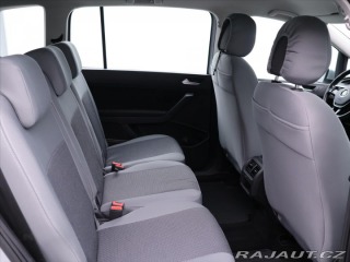 Volkswagen Touran 1,6 TDI 85KW DSG Klimatiz 2018