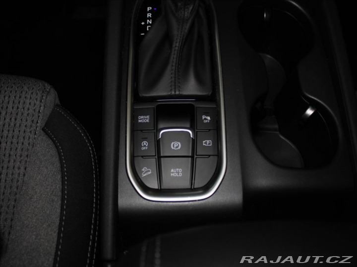 Hyundai Santa Fe 2,2 CRDi 142Kw 7-míst 35t 2023