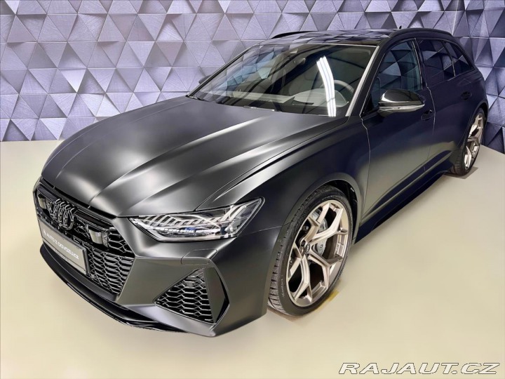 Audi RS6 PERFORMANCE,AKRAPOVIČ,KER 2024