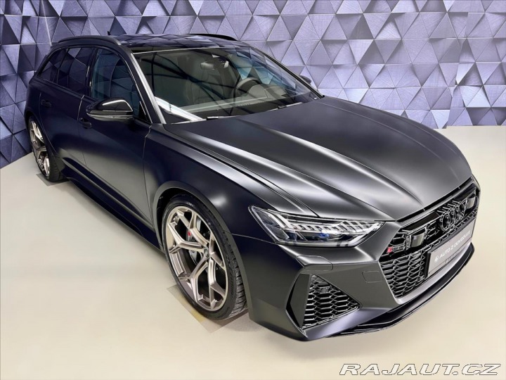 Audi RS6 PERFORMANCE,AKRAPOVIČ,KER 2024