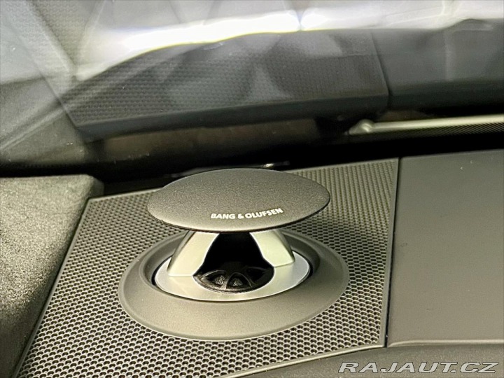 Audi RS6 PERFORMANCE,AKRAPOVIČ,KER 2024