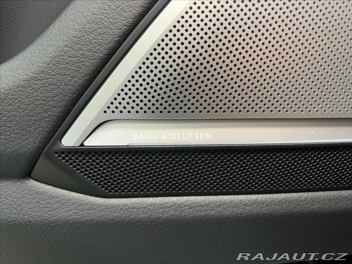 Audi RS6 PERFORMANCE,AKRAPOVIČ,KER 2024
