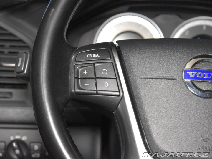 Volvo XC60 2,4 D5 AWD Momentum 4X4 2011