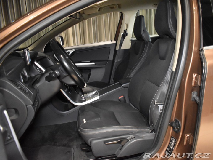 Volvo XC60 2,4 D5 AWD Momentum 4X4 2011