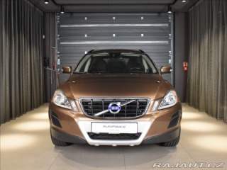 Volvo XC60 2,4 D5 AWD Momentum 4X4 2011