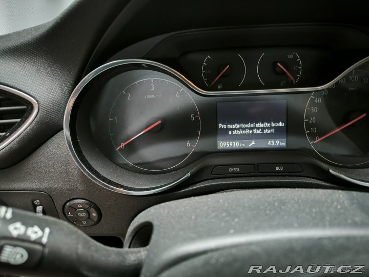 Opel Crossland 1,5 D automat 2018