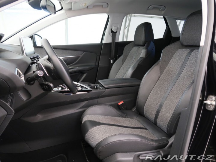 Peugeot 3008 1.2PureTech,96kW,ALLURE,A 2018
