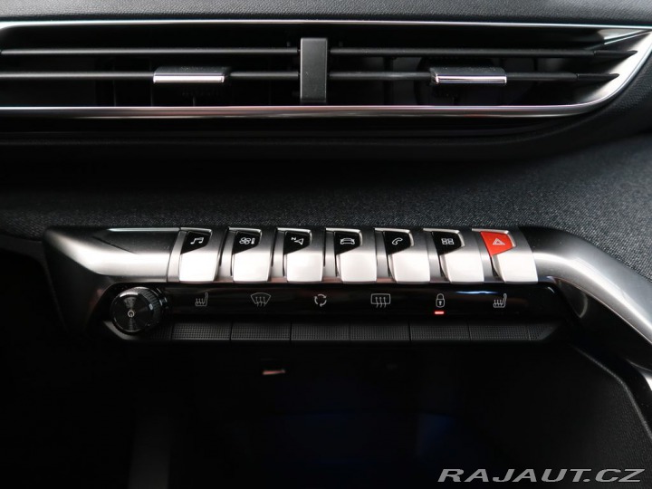Peugeot 3008 1.2PureTech,96kW,ALLURE,A 2018