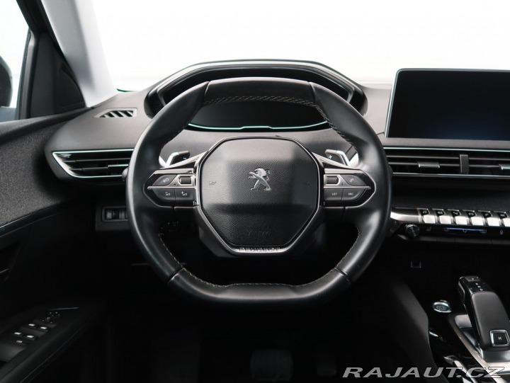 Peugeot 3008 1.2PureTech,96kW,ALLURE,A 2018