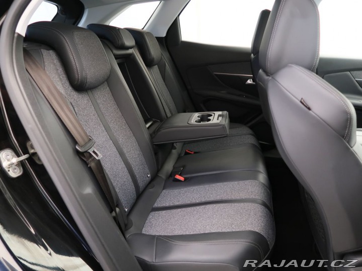 Peugeot 3008 1.2PureTech,96kW,ALLURE,A 2018