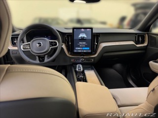 Volvo XC60 2,0 B5 AWD Plus Dark 7002 2025
