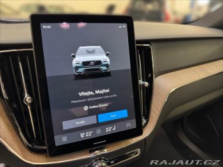 Volvo XC60 2,0 B5 AWD Plus Dark 7002 2025