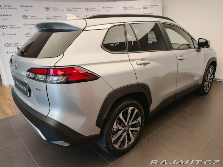 Toyota Corolla Cross 2.0 Hybrid (197 k) Style 2025