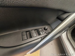 Toyota Corolla Cross 2.0 Hybrid (197 k) Style 2025