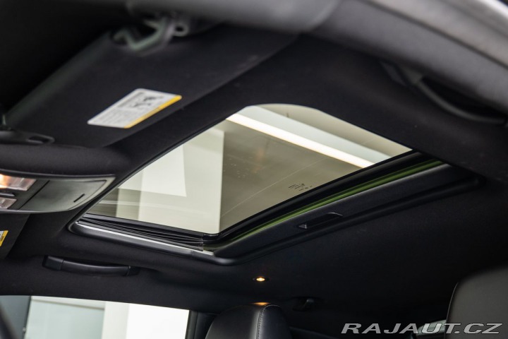 Dodge Challenger 5.7 V8 HEMI R/T 2015