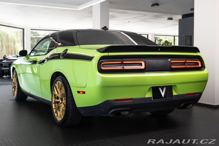 Dodge Challenger 5.7 V8 HEMI R/T 2015