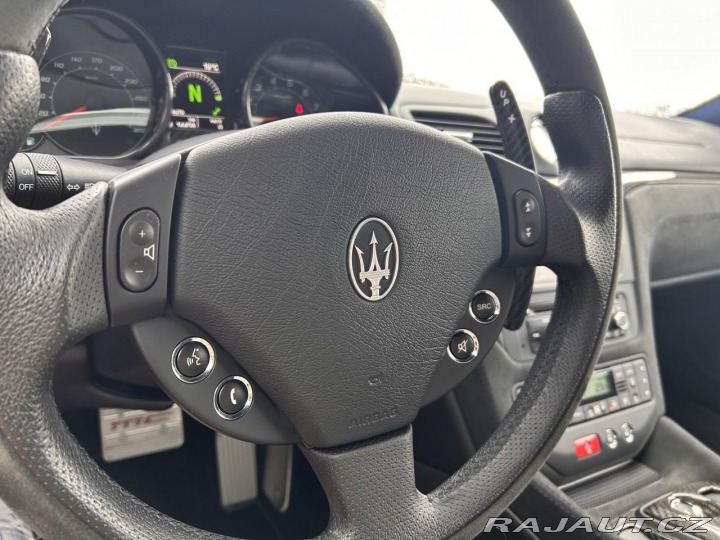 Maserati GranTurismo 4.7 V8 MC Stradale 2012