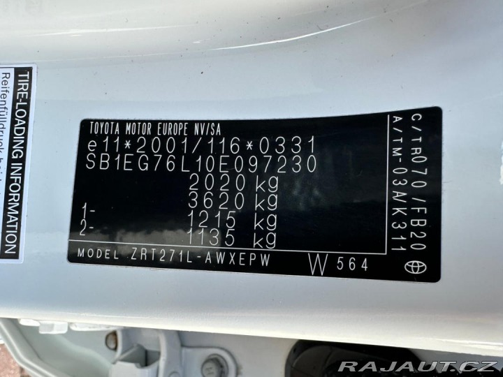 Toyota Avensis 1.8 16v Automat 2014