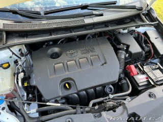 Toyota Avensis 1.8 16v Automat 2014
