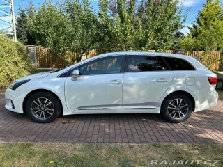 Toyota Avensis 1.8 16v Automat 2014