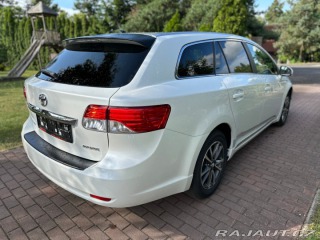 Toyota Avensis 1.8 16v Automat 2014