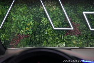 Mercedes-Benz EQE 43 AMG*4M*HYPERSCREEN*TAŽ 2023