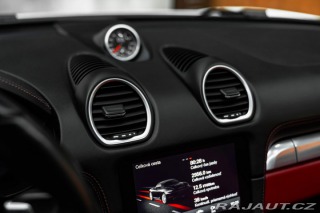 Porsche Boxster 718, BOSE, CHRONO, VÝFUKY 2017
