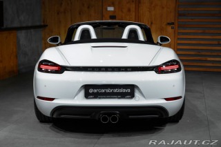 Porsche Boxster 718, BOSE, CHRONO, VÝFUKY 2017