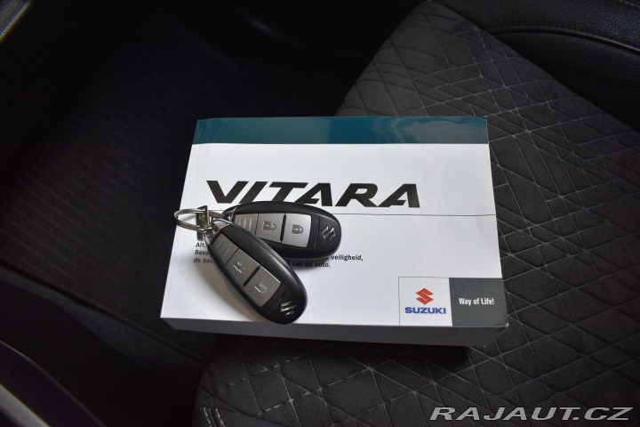 Suzuki Vitara 1.4i HYBRID GLX*4x4*KAMER 2021