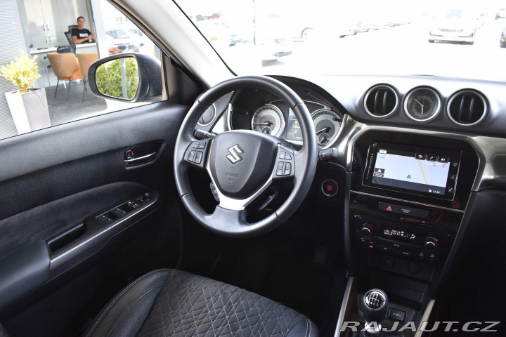 Suzuki Vitara 1.4i HYBRID REZERVACE 2021
